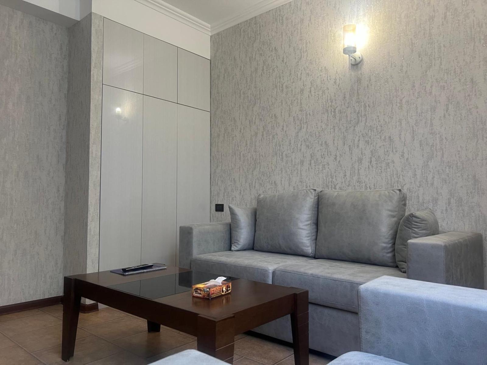 Park Avenue Hotel Ереван Экстерьер фото