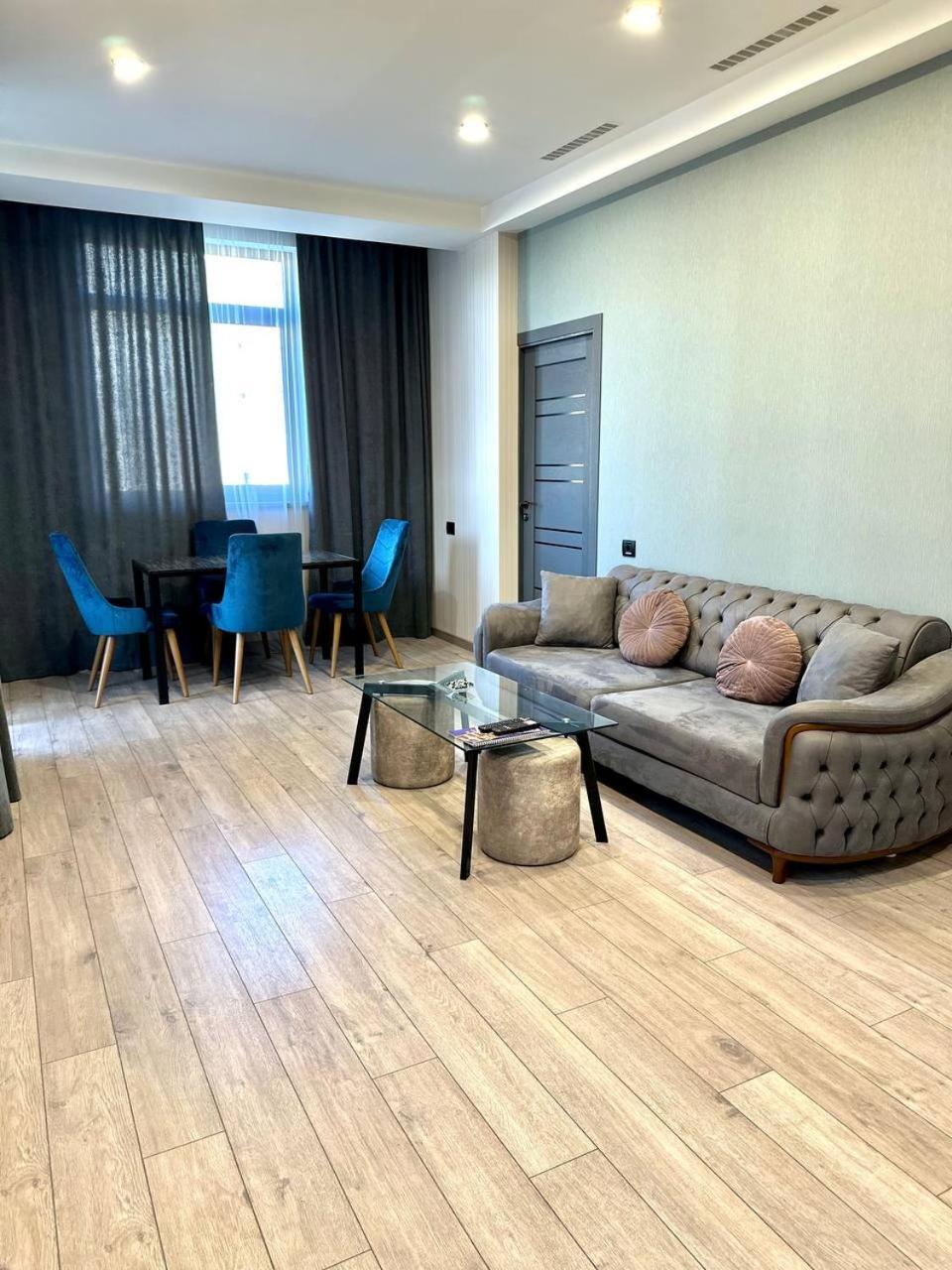 Park Avenue Hotel Ереван Экстерьер фото