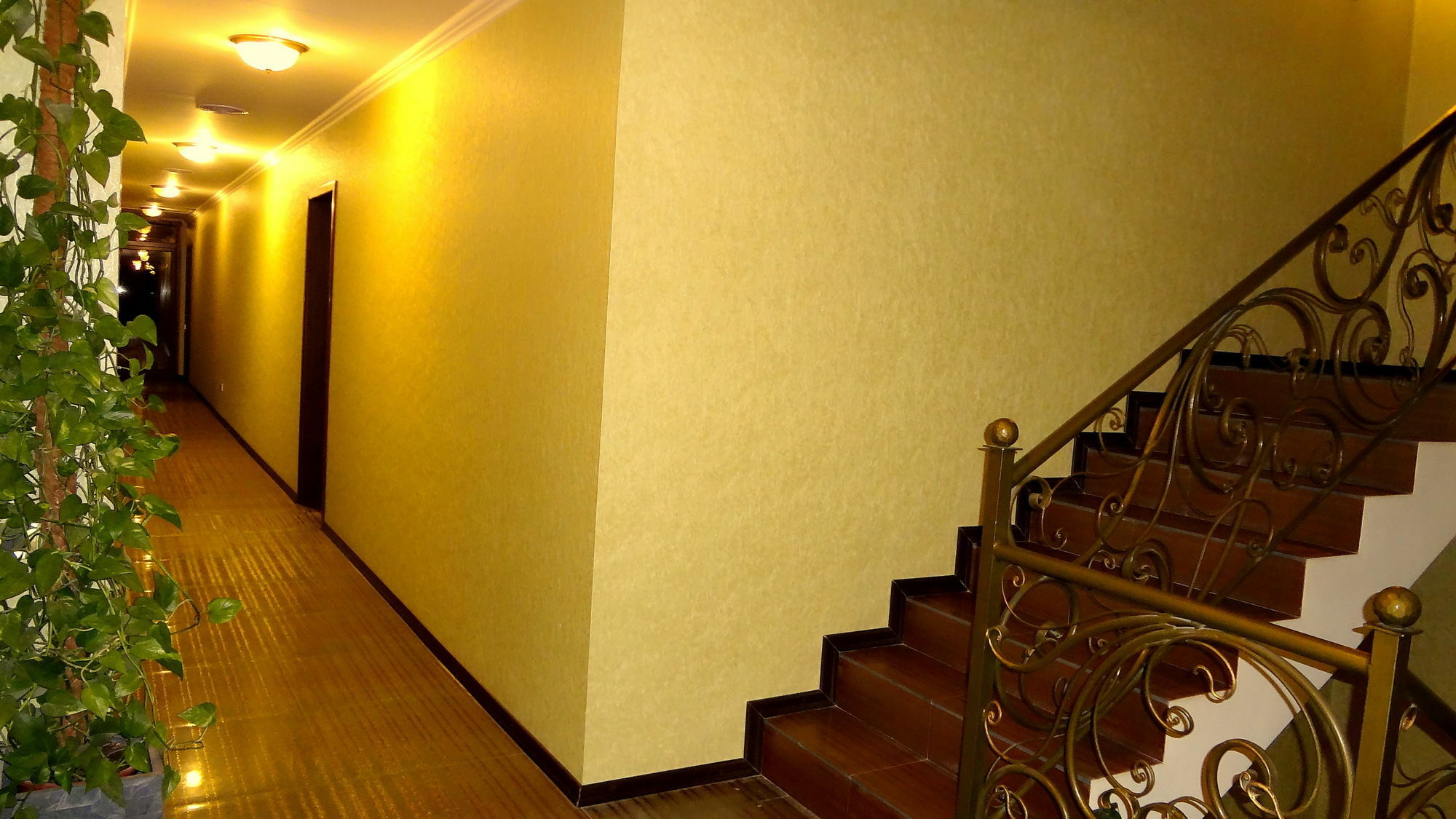 Park Avenue Hotel Ереван Экстерьер фото